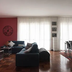 Luxurious 4bdr Penthouse Near Duomo Cathedral Apartment Milan